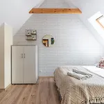 Kamieniec 7 *